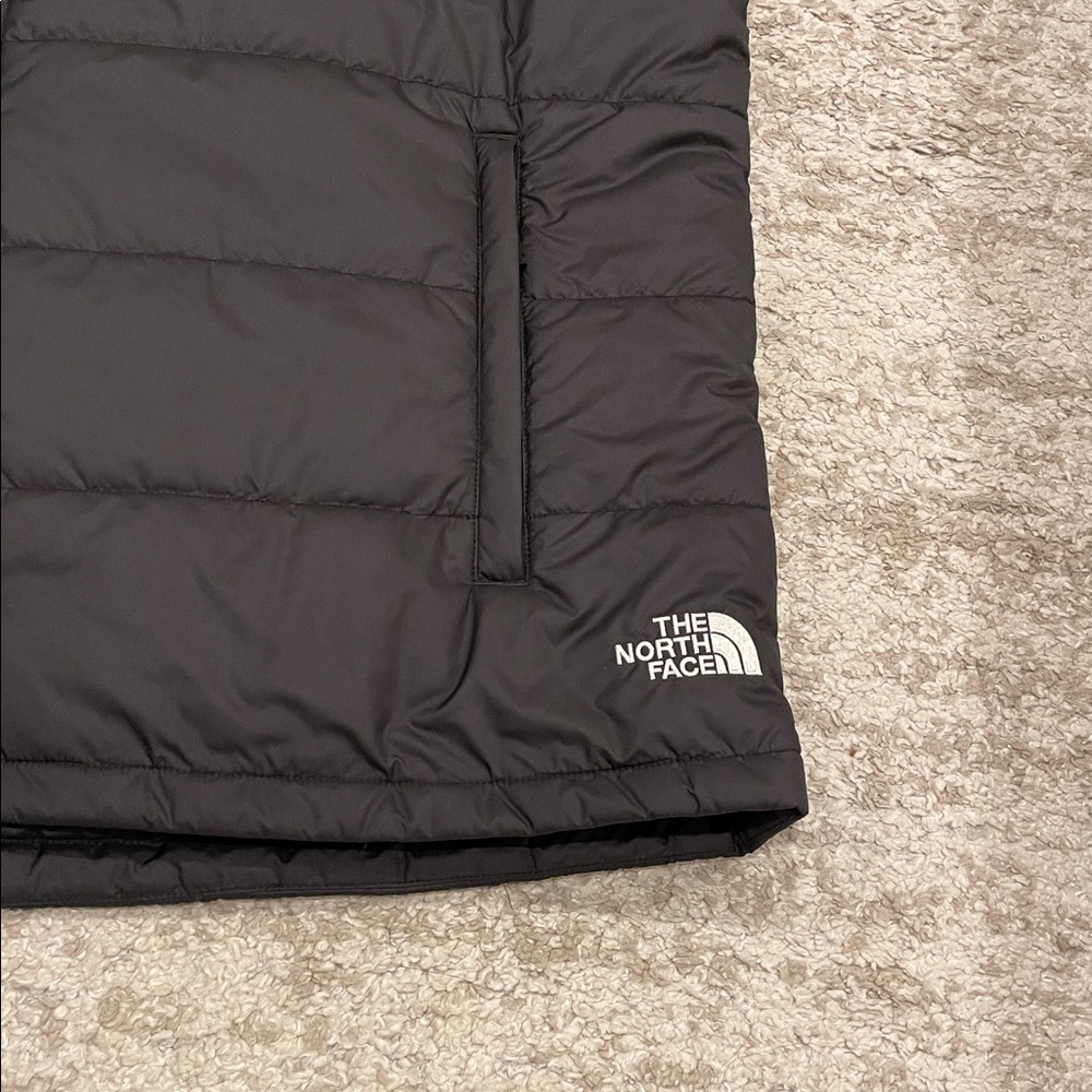 The North Face Women's Everyday Insulated Vest Size 2X - Picture 5 of 15